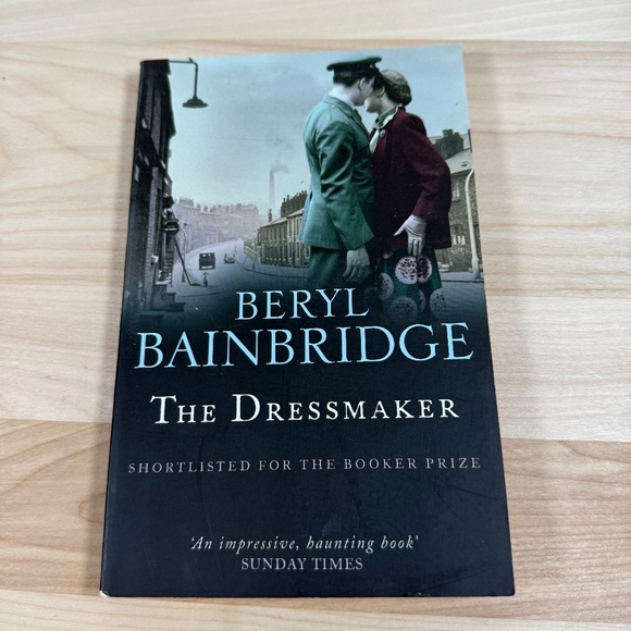 THE DRESSMAKER by Beryl Bainbridge, Paperback Buy 1 for $9, 2 for $14, 3 for $18 - Picture 1 of 2